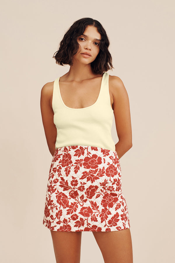 AXEL SCOOP TANK - BUTTER YELLOW