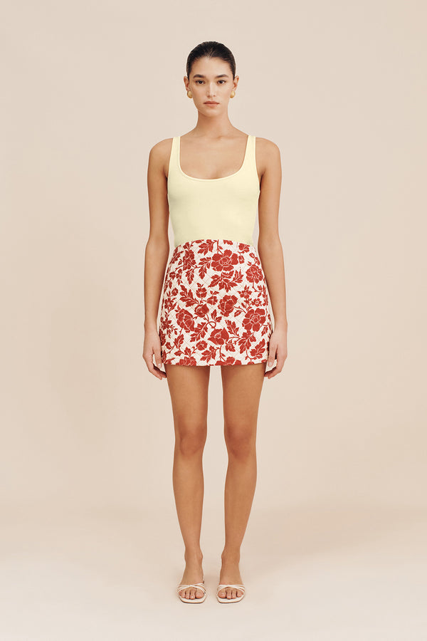 AXEL SCOOP TANK - BUTTER YELLOW