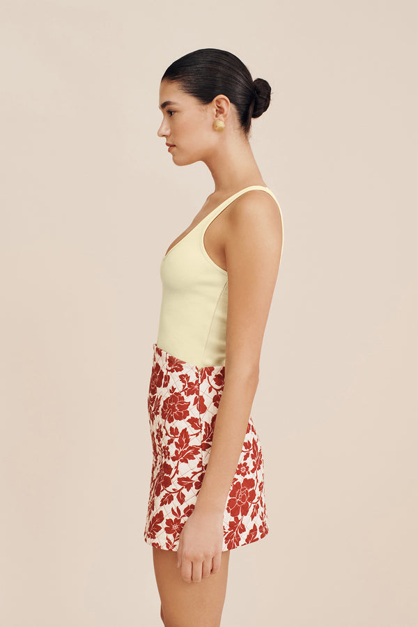 AXEL SCOOP TANK - BUTTER YELLOW