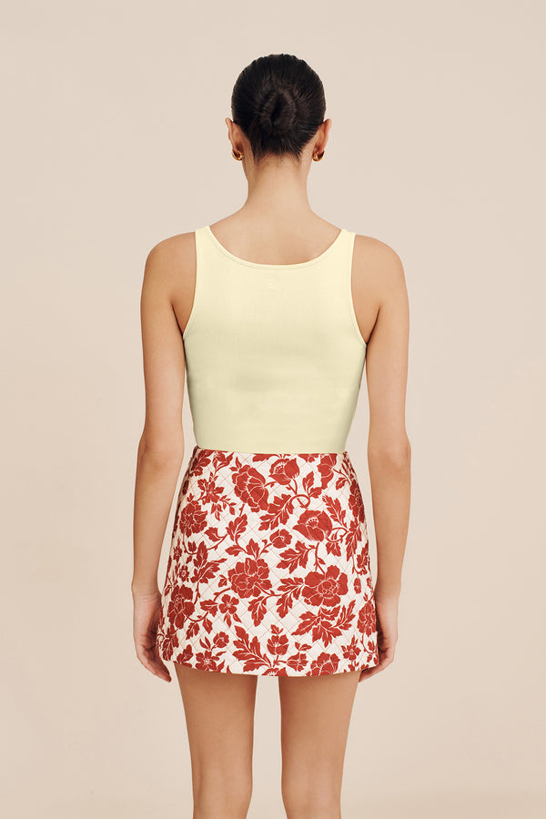AXEL SCOOP TANK - BUTTER YELLOW
