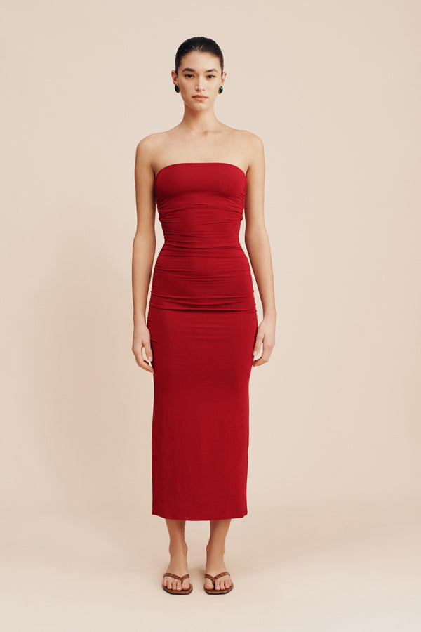 ISABELA STRAPLESS DRESS - CRIMSON