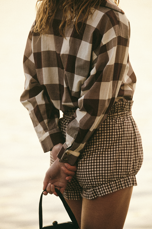 CALLIE SHORT - PETITE MOCHA GINGHAM