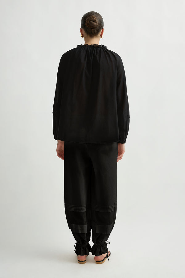 PEARL BLOUSE - BLACK